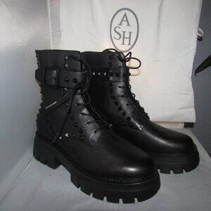 Black Ash Lewis Studded Boot Size 39 New No Tags W/ Dust Bag